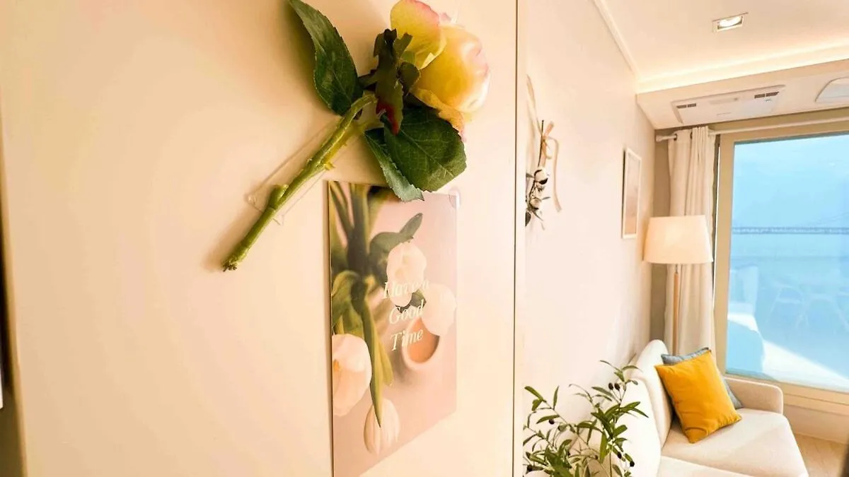 Harmony Gwangan Bridge Front View Appartement Busan Zuid-Korea