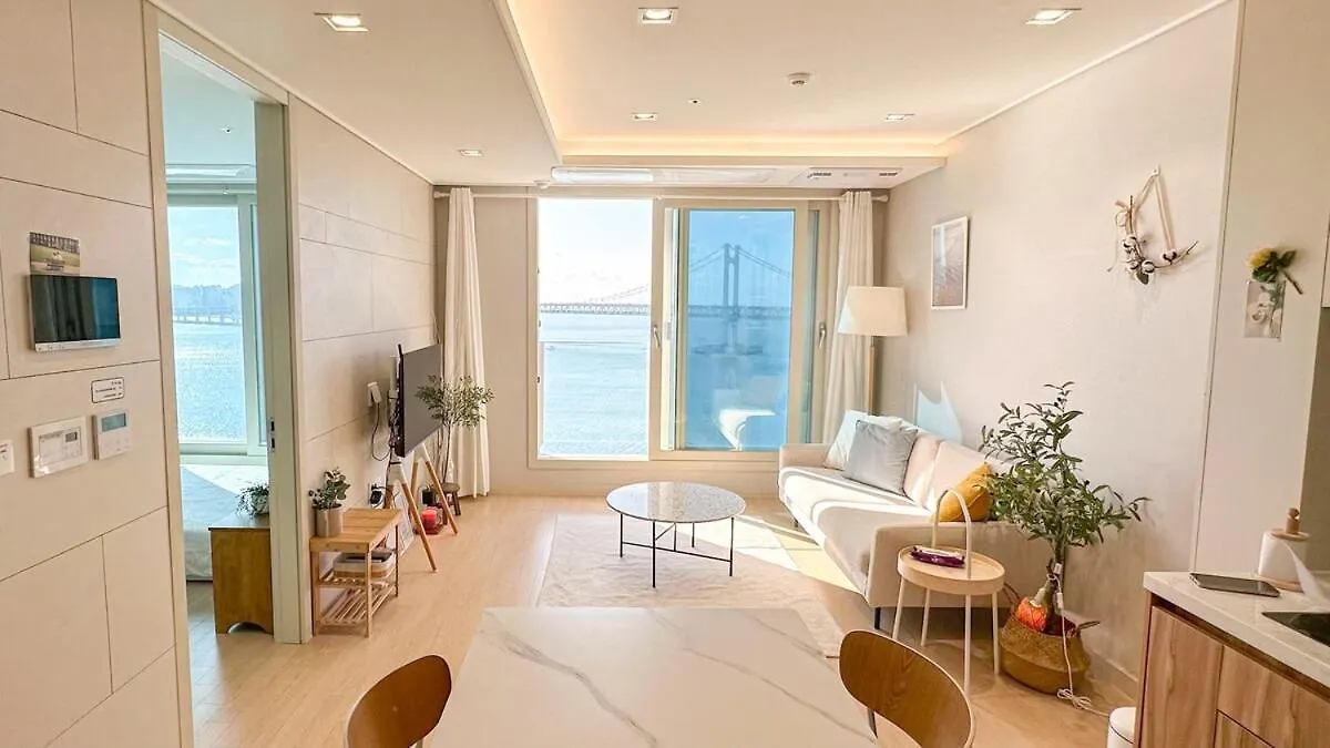 Harmony Gwangan Bridge Front View Apartment Busan 0*,