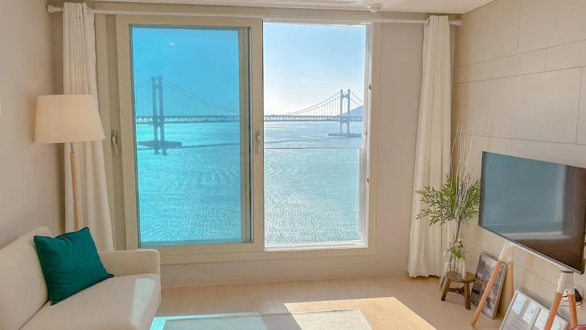 Harmony Gwangan Bridge Front View Apartment Busan 0*,